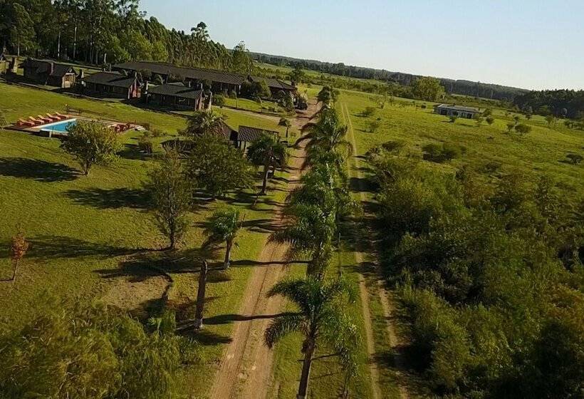 Los Origenes Hotel & Cabañas