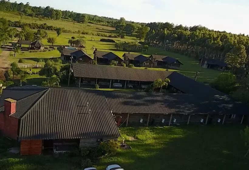 Los Origenes Hotel & Cabañas