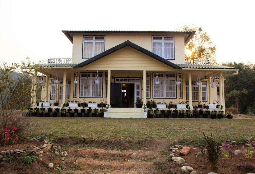 The Arcadia Resort Umroi