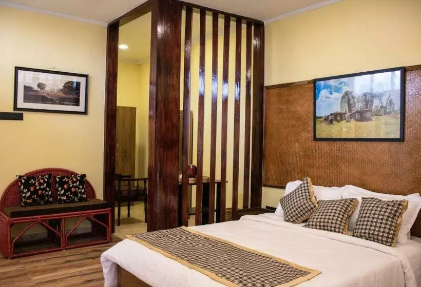 The Arcadia Resort   Umroi