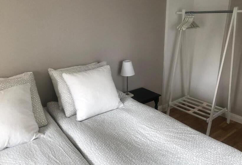 هاستل ångbåten New Buildt Double Rooms In The Center Of Gränna With Separate Entrance