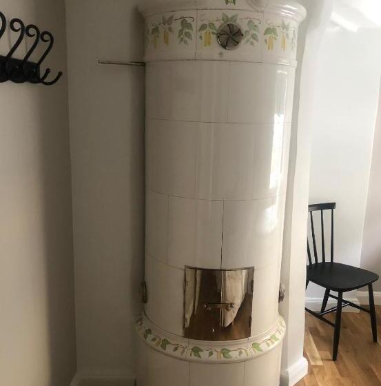 هاستل ångbåten New Buildt Double Rooms In The Center Of Gränna With Separate Entrance