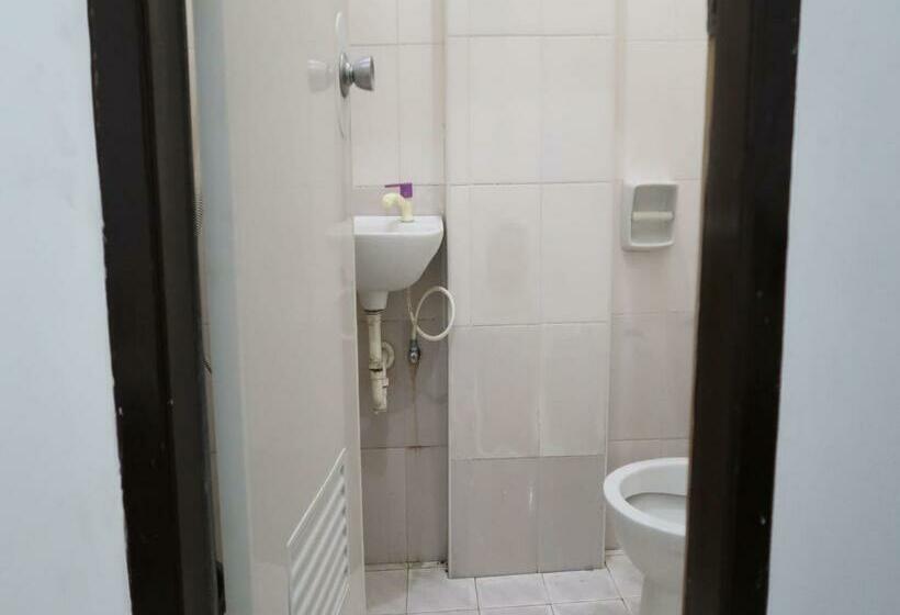 Pensiune Dannykaela Transient House