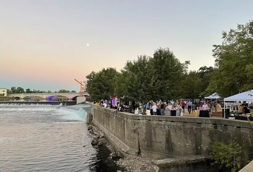 Majatalo The Avanti Houses