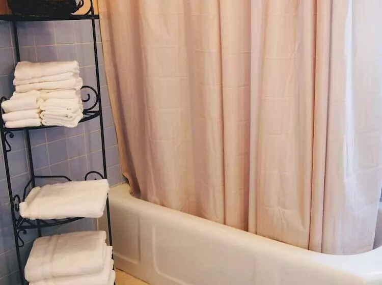 Majatalo The Avanti Houses