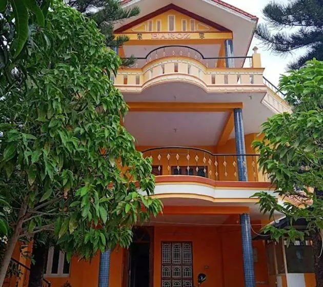 Lomakeskus Imperial Inn   Haroz