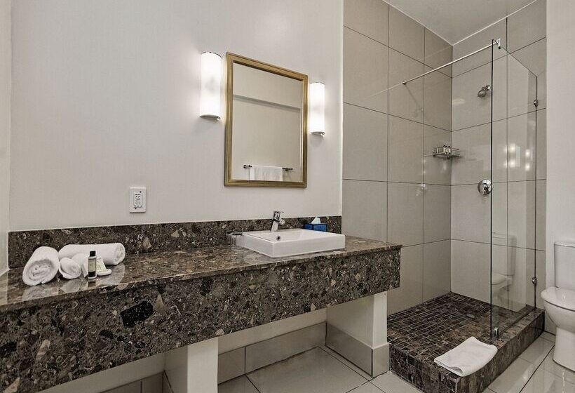 Отель Ascot Boutique