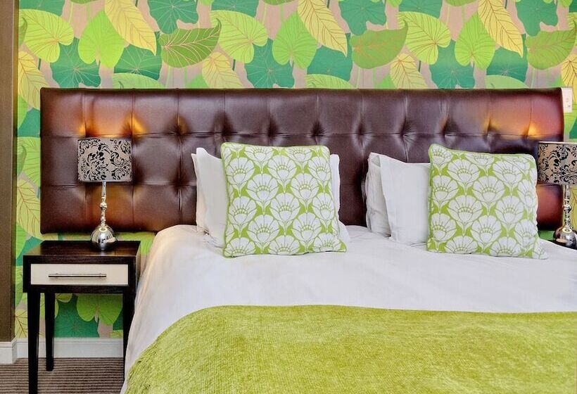 Отель Ascot Boutique