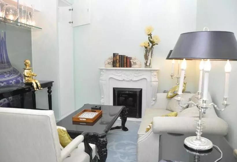 هتل Springs Valley