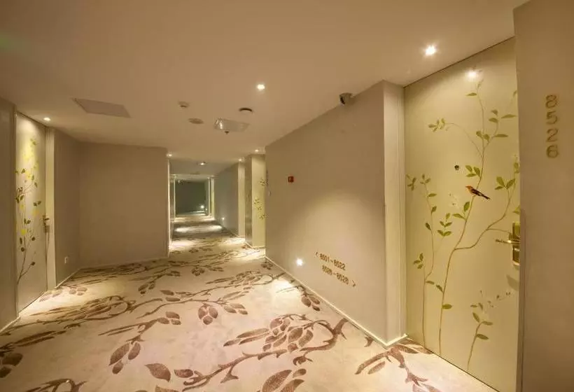 هتل Springs Valley