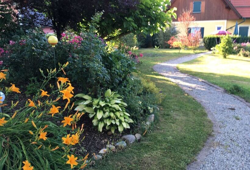 Hotelli Herberts Stubn