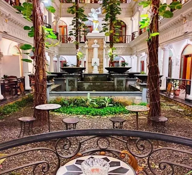 The Grand Palace Hotel Malang