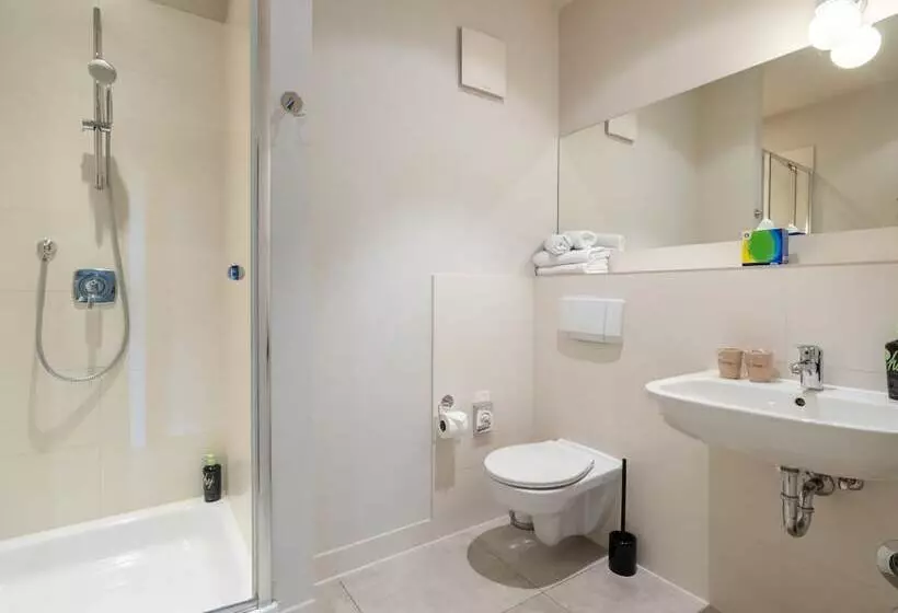 Limehome Berlin Chausseestraße