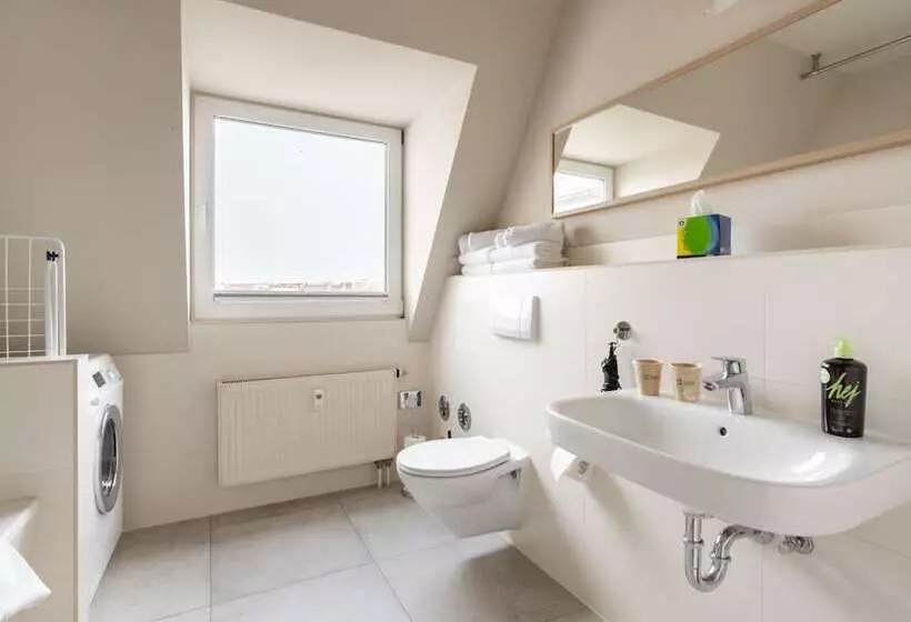 Limehome Berlin Chausseestraße