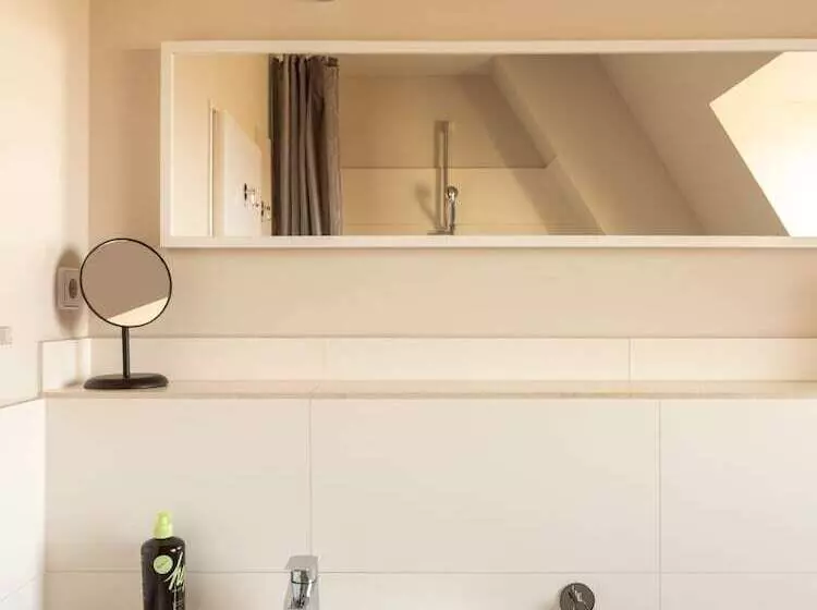 Limehome Berlin Chausseestraße