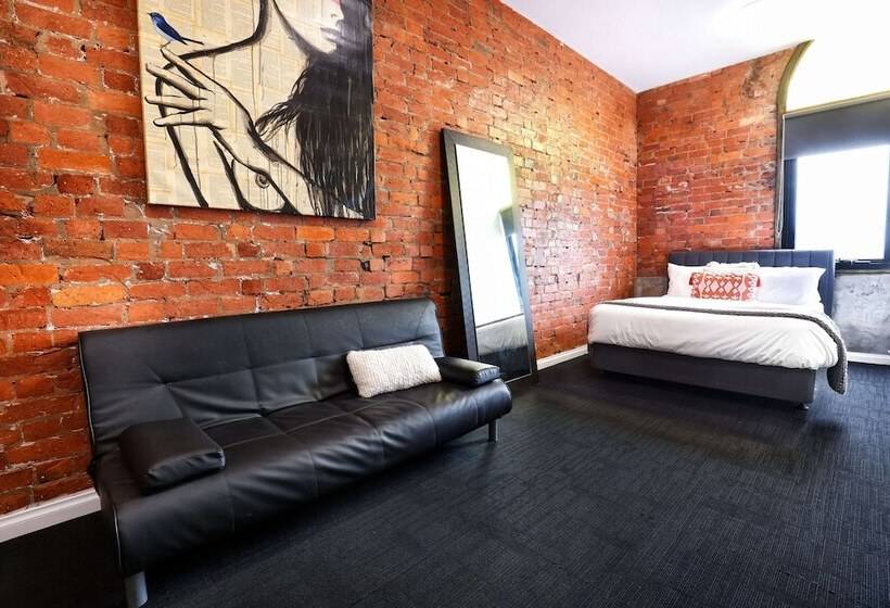 Общежитие Bayside House