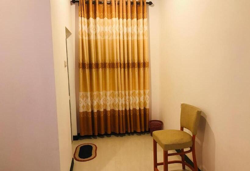 فندق Ganthera Kataragama