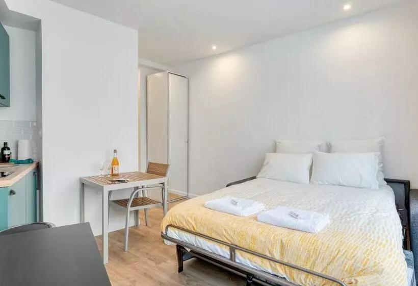 Les Vignes De Montmartre   Studio