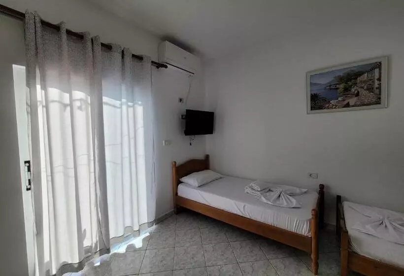 ペンション Guesthouse Shpetim