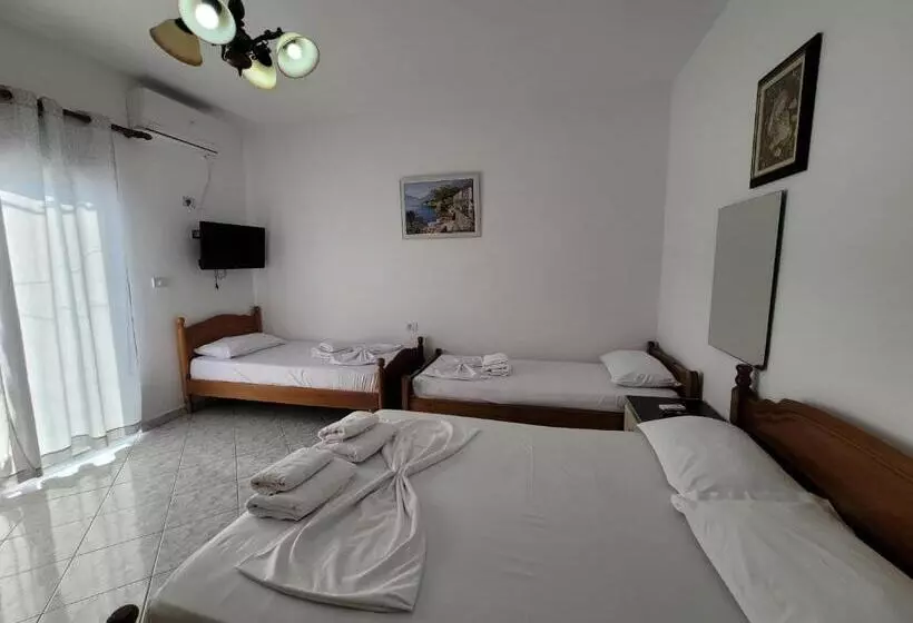 ペンション Guesthouse Shpetim