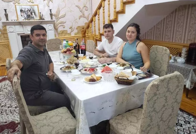 ペンション Sulton Sayyor