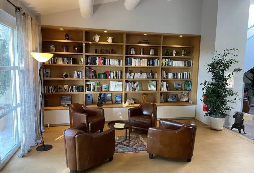 ベッドアンドブレックファースト Domaine Perréal Chambres D Hôtes