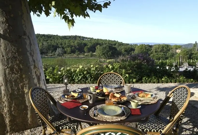 ベッドアンドブレックファースト Domaine Perréal Chambres D Hôtes