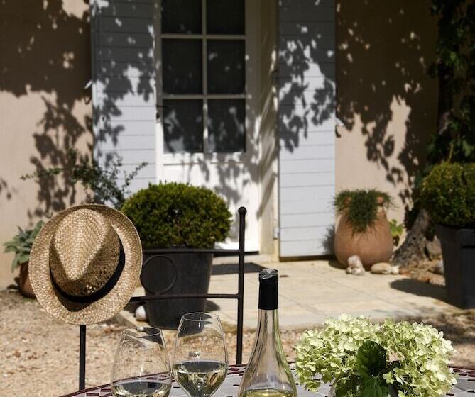 مبيت وإفطار Domaine Perréal Chambres D Hôtes