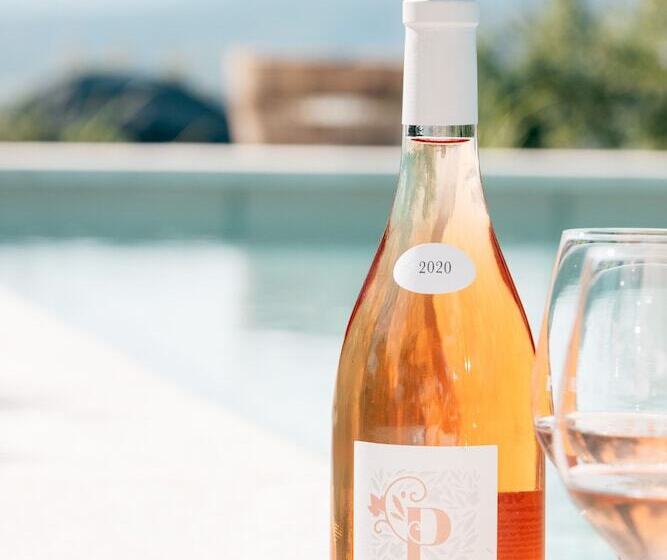 مبيت وإفطار Domaine Perréal Chambres D Hôtes