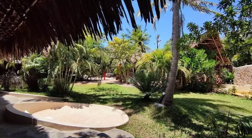 تختخواب و صبحانه Lions  Luxury Eco Resort & Spa