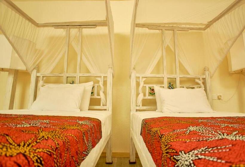 تختخواب و صبحانه Lions Luxury Eco Resort & Spa