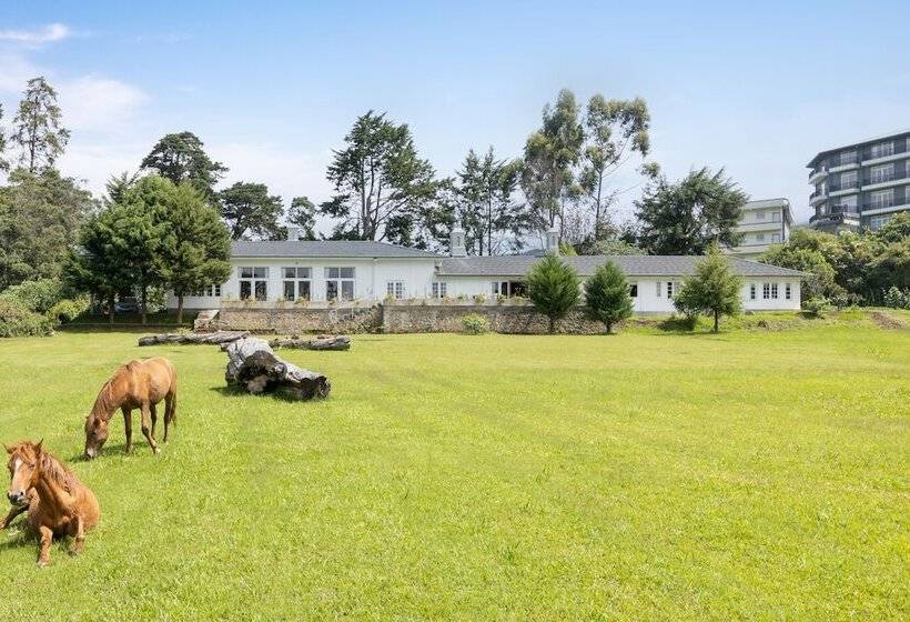 Отель Broomfield By Jetwing