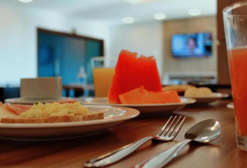 בית מלון כפרי Good Stone Curvelo