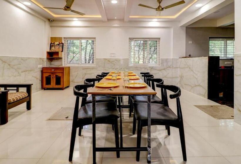 Hotel Itsy By Treebo Golden Grand Inn