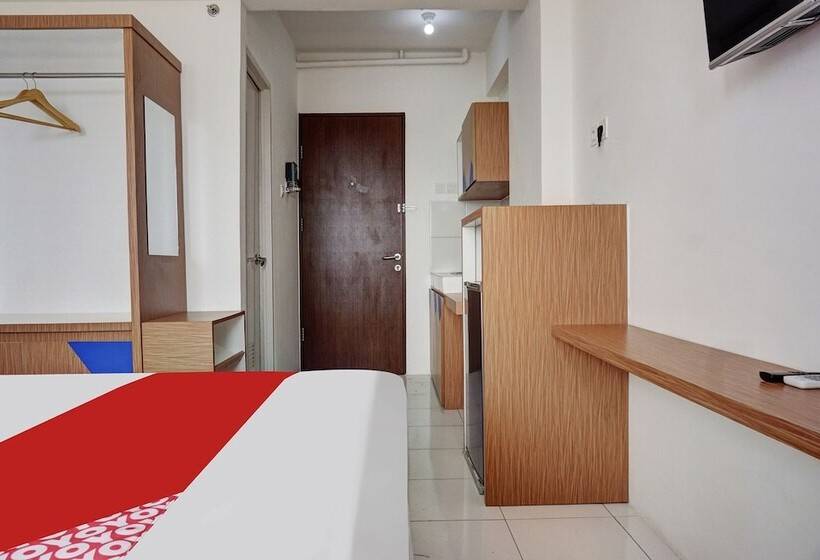 Hotel Oyo 91045 Tower Mahakam By Toha Room