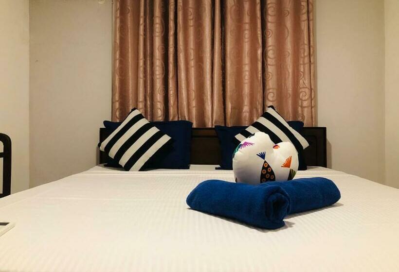 酒店 Honey Beach Negombo