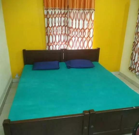 Hotelli Tourist Home