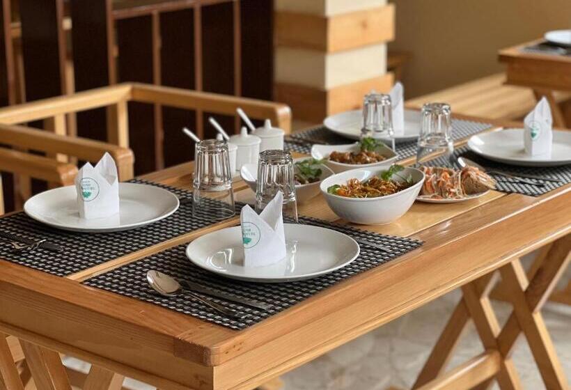 منتجع The Country House