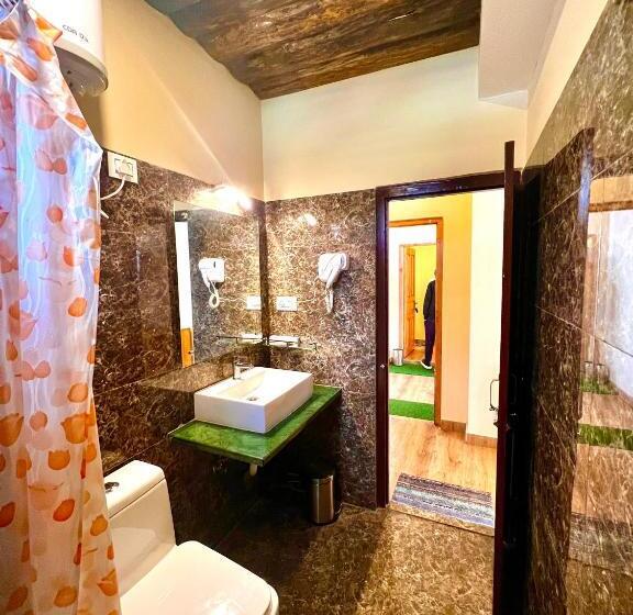 منتجع The Country House