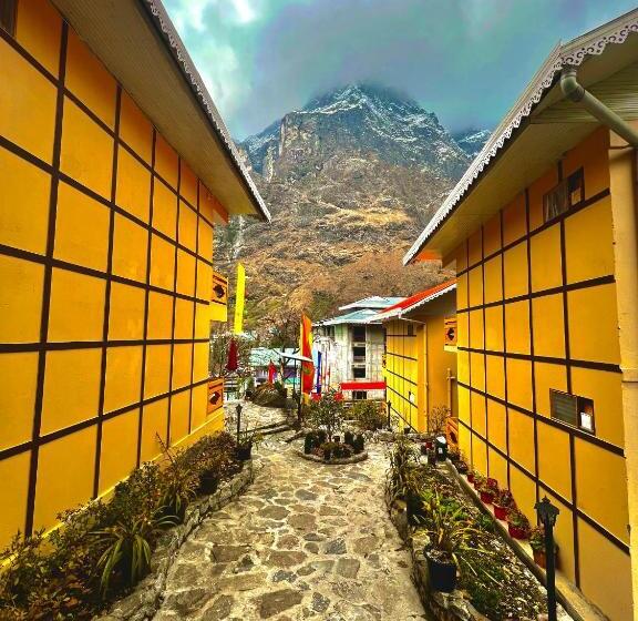 منتجع The Country House