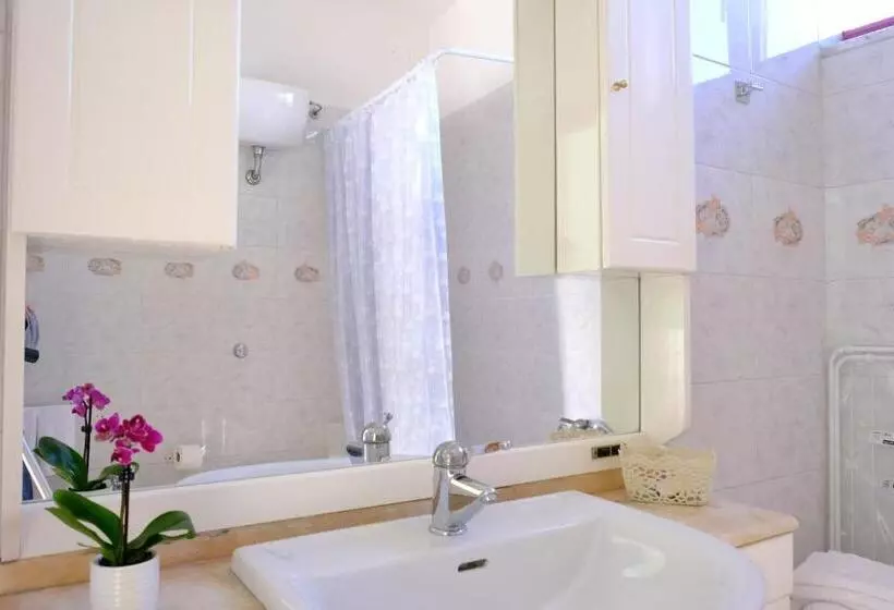 A Casa Di Chiara Bed And Breakfast