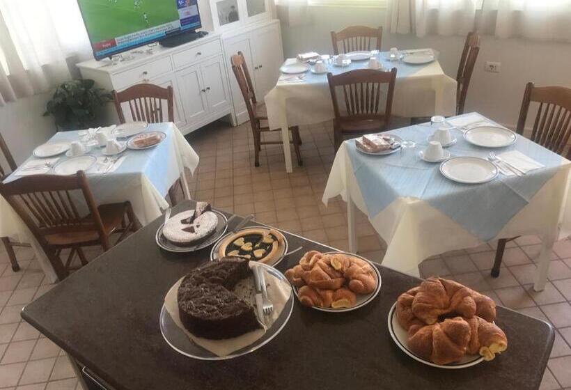 A Casa Di Chiara Bed And Breakfast