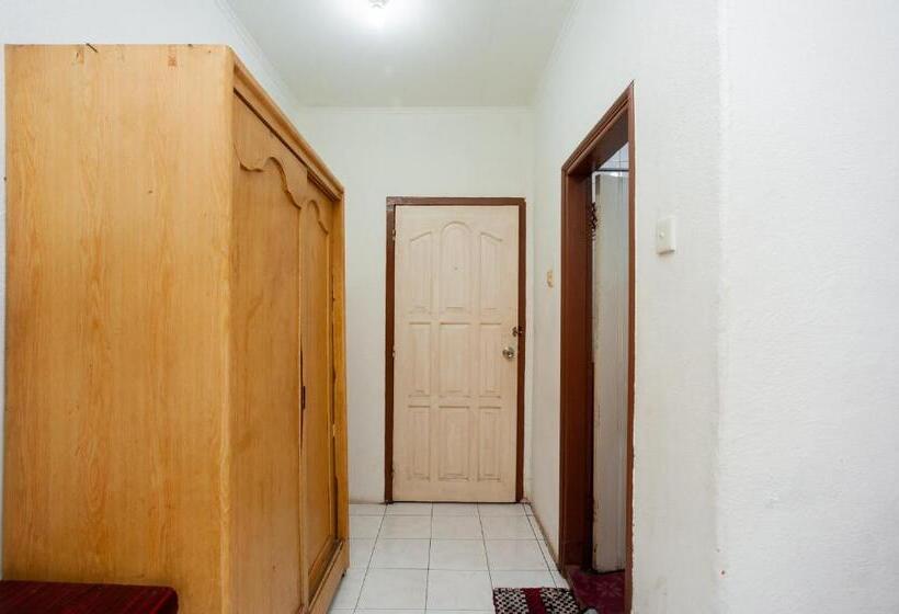 فندق Reddoorz @ Jalan Jendral Sudirman Jambi 2