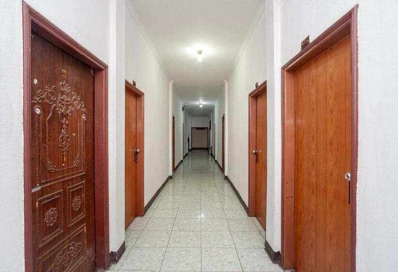 فندق Reddoorz @ Jalan Jendral Sudirman Jambi 2