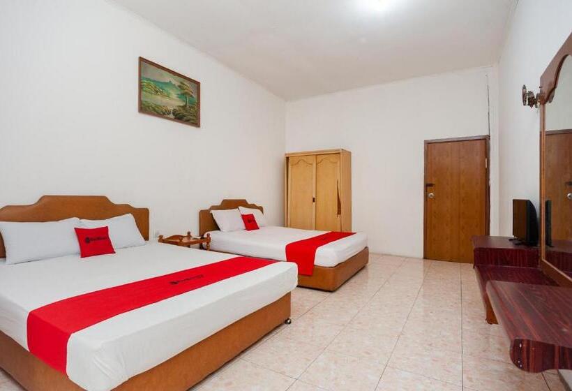فندق Reddoorz @ Jalan Jendral Sudirman Jambi 2