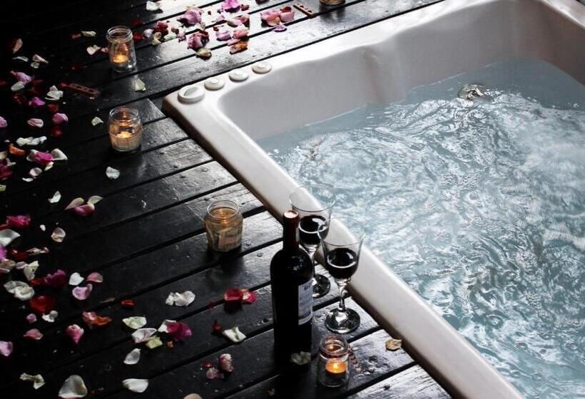 פנסיון Thulamela Couples Retreat