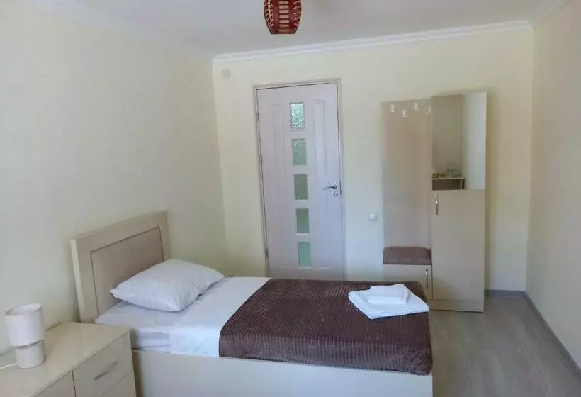 تختخواب و صبحانه H.a.s.k