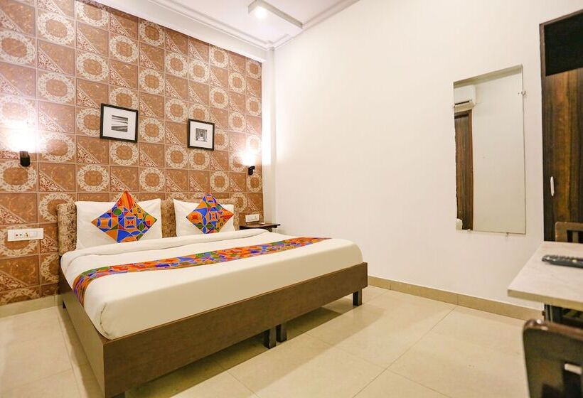 Hotelli Fabexpress Novel Suites