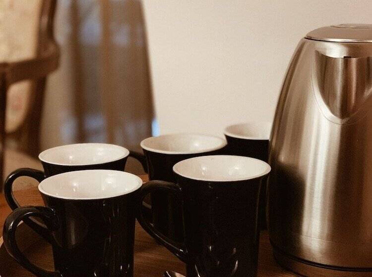 پانسیون Residenza Tritone Luxury Guest House Trevi Fountain