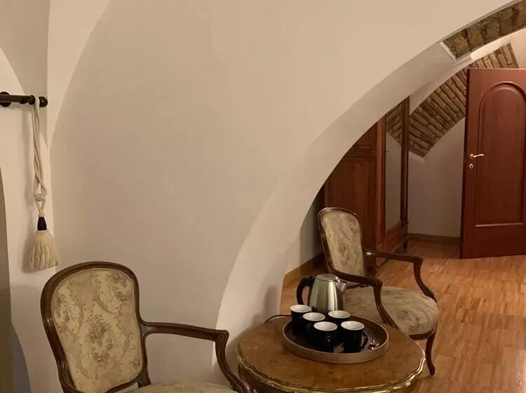 پانسیون Residenza Tritone Luxury Guest House Trevi Fountain